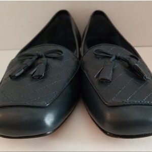 Enzo Angiolini LIZZIA Tassel Loafer Flats Navy
